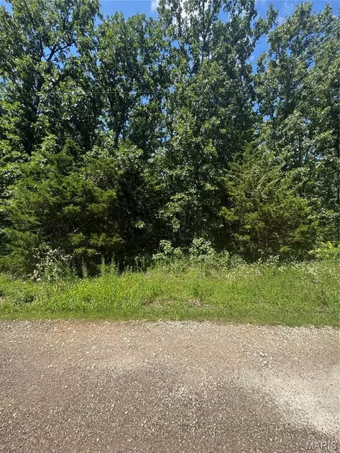 641 Briarwood Dr, Saint Clair, MO 63077