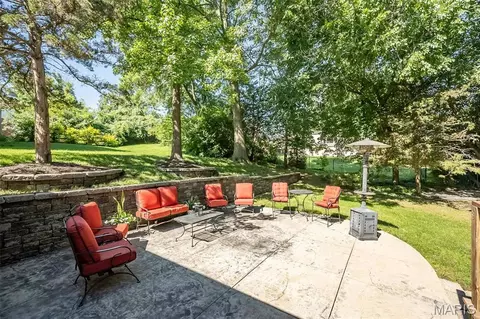 Exterior - 173 Hickory Tree Ct, Ballwin, MO 63011 photo 4 of 11