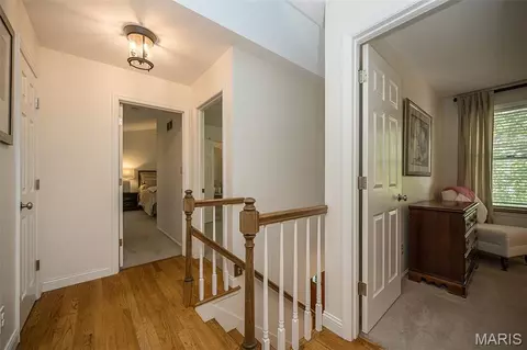 Entry Way - 173 Hickory Tree Ct, Ballwin, MO 63011 photo 2 of 2