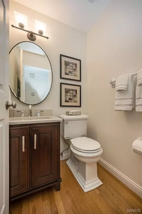 Bath - 173 Hickory Tree Ct, Ballwin, MO 63011 photo 1 of 8