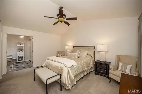 Bedroom - 173 Hickory Tree Ct, Ballwin, MO 63011 photo 4 of 6