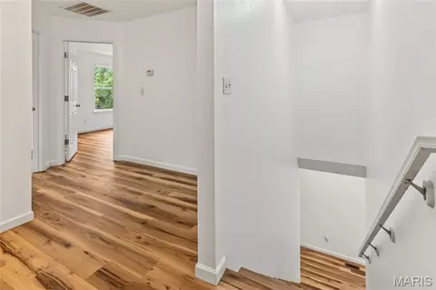 Entry Way - 112 Kale Ct, Saint Robert, MO 65584 photo 1 of 2