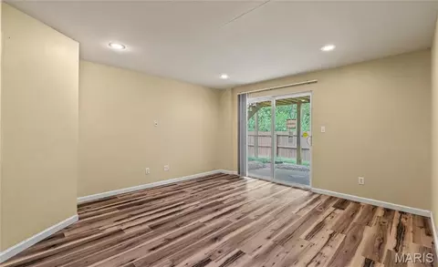 Living - 112 Kale Ct, Saint Robert, MO 65584 photo 4 of 4