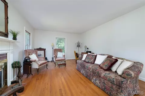 1 E Weldon Springs Heights Dr, Saint Charles, MO 63304 photo 15