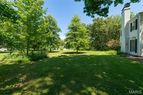 1 E Weldon Springs Heights Dr, Saint Charles, MO 63304 photo 44