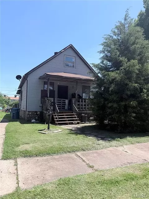 2124 Lee Ave, Granite City, IL 62040