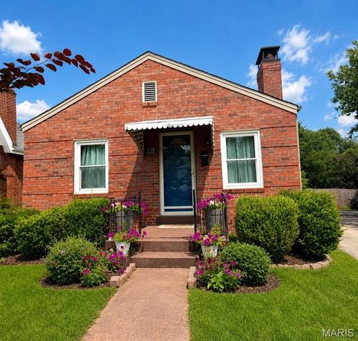 1510 Collins Ave, Richmond Heights, MO 63117