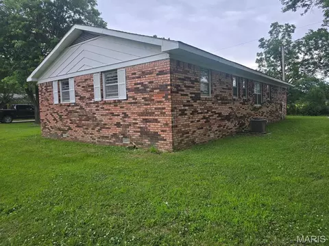 Exterior - 601 Harry Dr, Dexter, MO 63841 photo 4 of 4