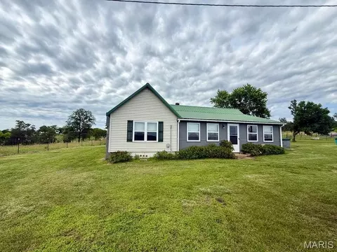 16311 Lebanon Rd, Elk Creek, MO 65464