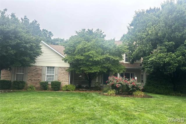 7437 Timberwolf Trl, Fairview Heights, IL 62208