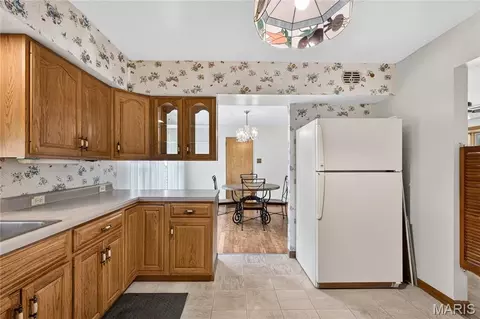 Kitchen - 7 Wayne St, Saint Charles, MO 63301 photo 5 of 7
