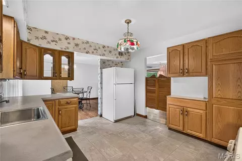 Kitchen - 7 Wayne St, Saint Charles, MO 63301 photo 4 of 7