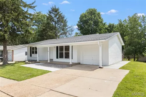 Other - 274 Cedar Village Ct, Ballwin, MO 63021 photo 2 of 6