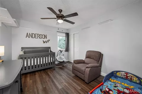 Bedroom - 1260 Old Stone Dr, O'fallon, MO 63368 photo 4 of 8