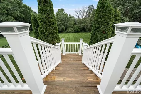 Exterior - 1260 Old Stone Dr, O'fallon, MO 63368 photo 7 of 14
