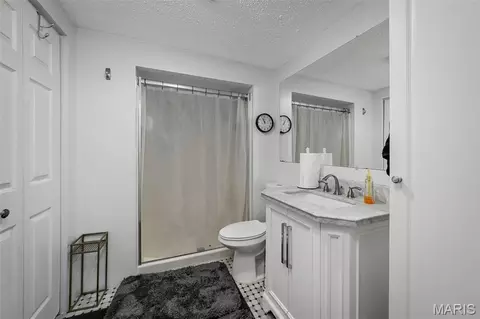 Bath - 1260 Old Stone Dr, O'fallon, MO 63368 photo 6 of 6