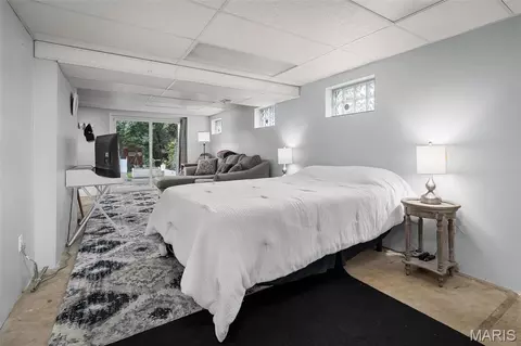 Bedroom - 1260 Old Stone Dr, O'fallon, MO 63368 photo 7 of 8