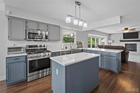 Kitchen - 1260 Old Stone Dr, O'fallon, MO 63368 photo 2 of 2