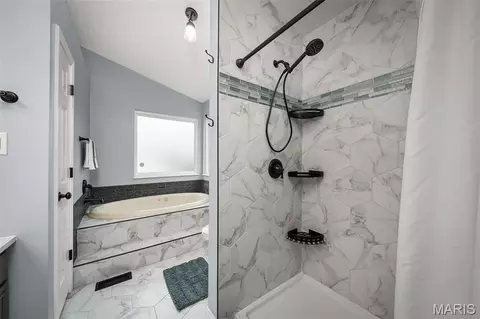 Bath - 1260 Old Stone Dr, O'fallon, MO 63368 photo 3 of 6