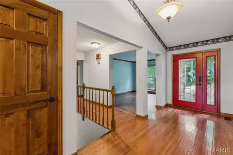 Entry Way - 2792 Riebold Cir, Arnold, MO 63010 photo 2 of 2