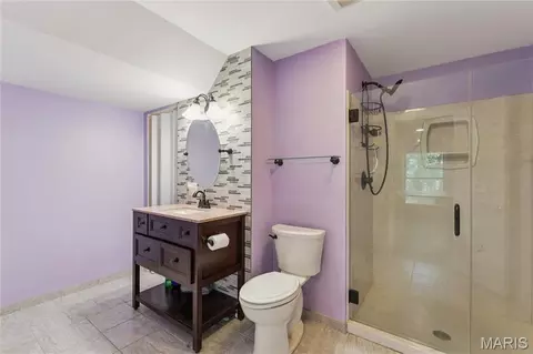 Bath - 2792 Riebold Cir, Arnold, MO 63010 photo 2 of 2