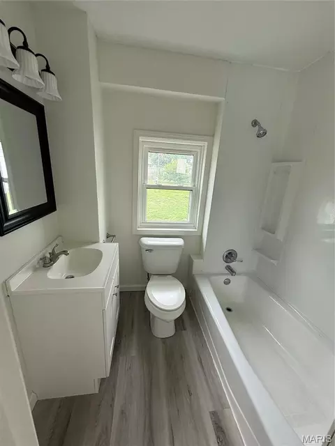 Bath - 229 W Thomas St, Roxana, IL 62084 photo 1 of 3
