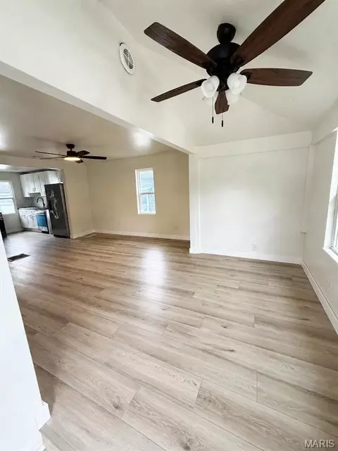 Living - 229 W Thomas St, Roxana, IL 62084 photo 1 of 4