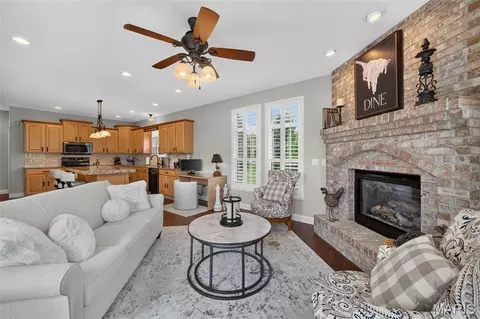 Living - 1693 Lancaster Dr, O'fallon, IL 62269 photo 5 of 5