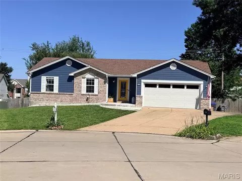 6523 Star Buck Dr, O'fallon, MO 63368