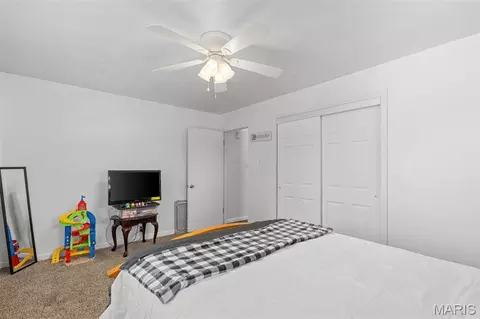 Bedroom - 435 N Main St, Saint Clair, MO 63077 photo 1 of 5