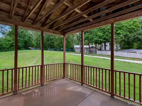 Exterior - 8906 Riverview Dr, Cedar Hill, MO 63016 photo 2 of 7