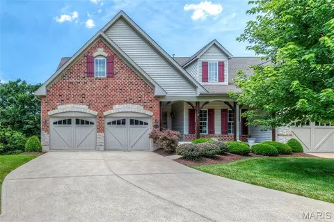 1209 Silver Fern Dr, Lake Saint Louis, MO 63367
