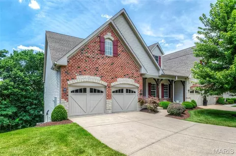 1209 Silver Fern Dr, Lake Saint Louis, MO 63367