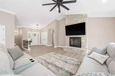 442 Shady Trail Dr, Troy, MO 63379 photo 8