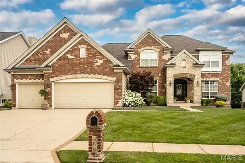 466 Blackwolf Run Dr, Wildwood, MO 63040