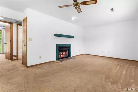 Living - 304 Eagle Rdg, O'fallon, IL 62269 photo 3 of 5