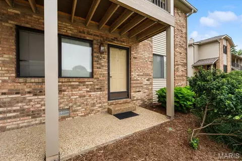 Exterior - 304 Eagle Rdg, O'fallon, IL 62269 photo 3 of 3