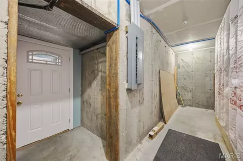 Entry Way - 10330 Bottom Diggins Rd, Cadet, MO 63630 photo 1 of 5