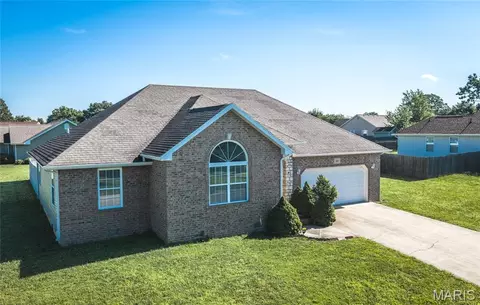 120 Mesa Dr, Waynesville, MO 65583