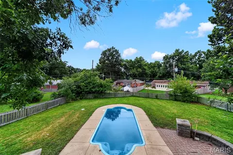 Exterior - 1004 Bridgeport Dr, Ellisville, MO 63011 photo 10 of 10