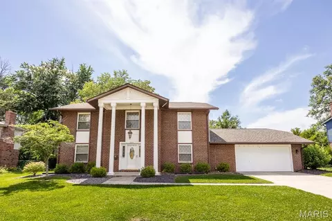 809 Reiss Rd, O'fallon, IL 62269