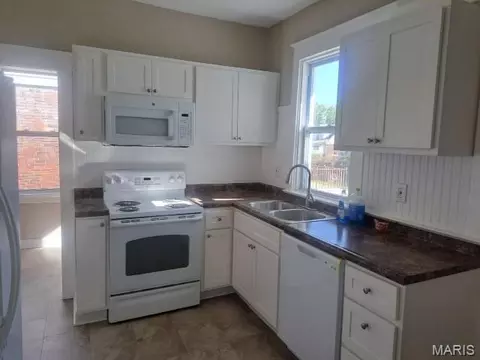 Kitchen - 7232 Normandy Pl, Saint Louis, MO 63121 photo 2 of 2