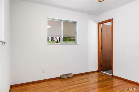 Bedroom - 6138 Emerald Ave, Ferguson, MO 63135 photo 3 of 6