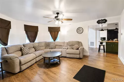 Other - 418 E Marvin Ave, Fredericktown, MO 63645 photo 3 of 6