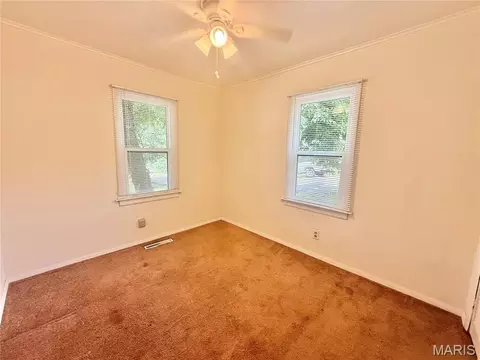 Bedroom - 519 N Elm St, Pacific, MO 63069 photo 2 of 3