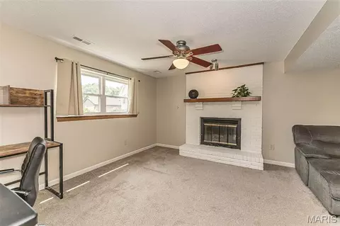Living - 468 Talbert Ct, Ballwin, MO 63021 photo 4 of 4
