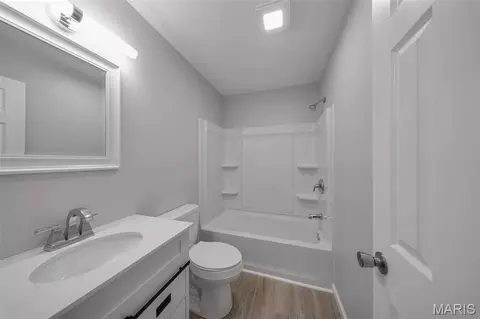 Bath - 10377 Private Drive 5294, Rolla, MO 65401 photo 1 of 2