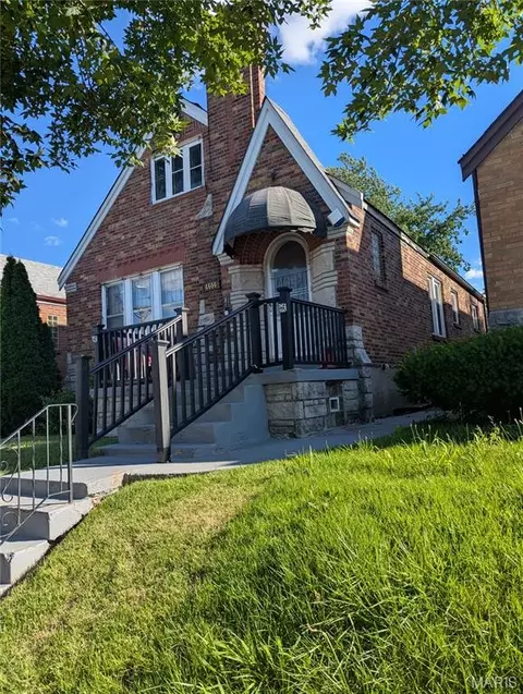 4606 Penrose St, Saint Louis, MO 63115