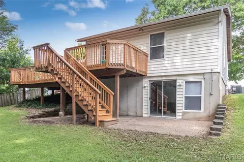 Exterior - 91 Elk Run Dr, Eureka, MO 63025 photo 2 of 12