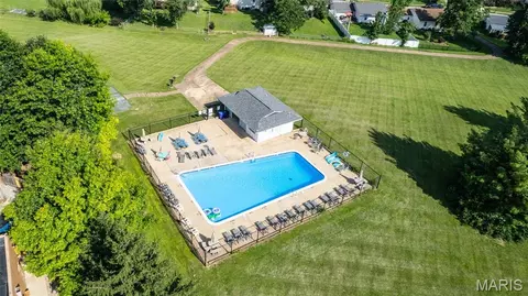 Exterior - 91 Elk Run Dr, Eureka, MO 63025 photo 10 of 12